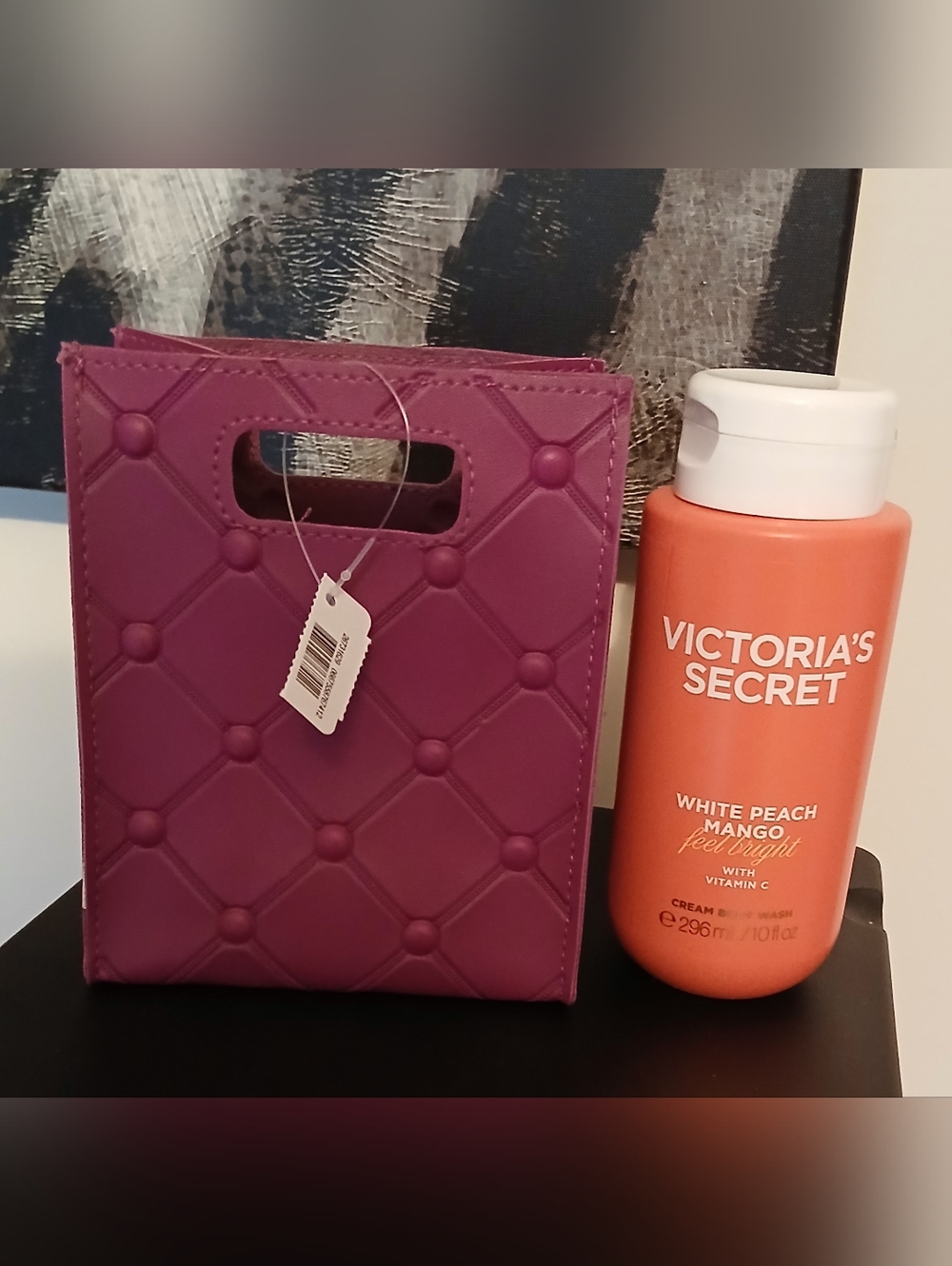 VS Body Wash& Bag